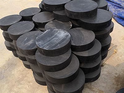 赫章县板式橡胶支座由若干层橡胶片与薄钢板经加压硫化